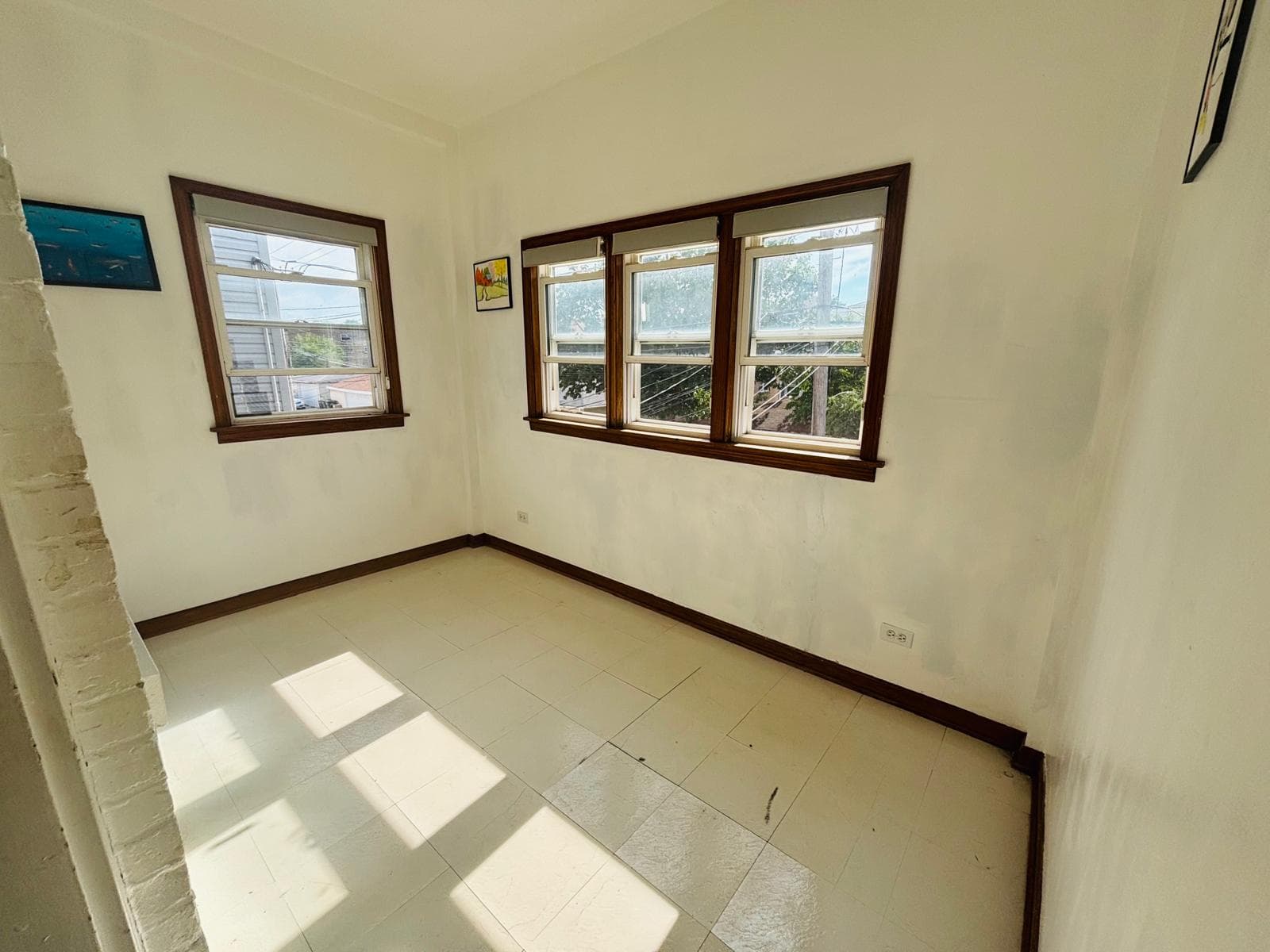 Skokie Condo — 9052 Keating 4