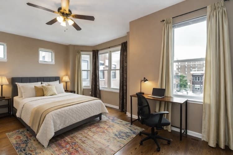 Dream Townhome — 721 W 15th